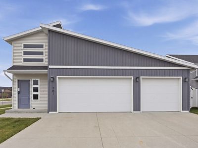 Property at 701 Albert Dr W, West Fargo, ND