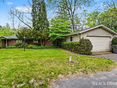 Property at 10748 100th St SE, Alto, MI