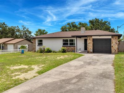 712 Oak Ln