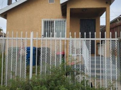 Property at 10611 Compton Ave, Los Angeles, CA