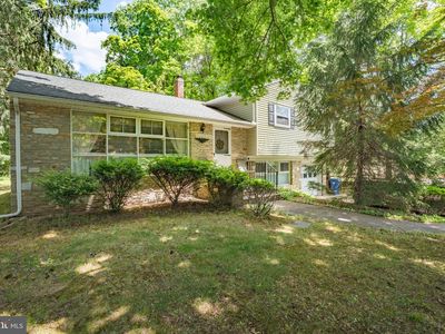14 Lower Hilltop Rd