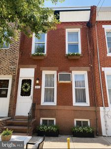 422 Wolf St