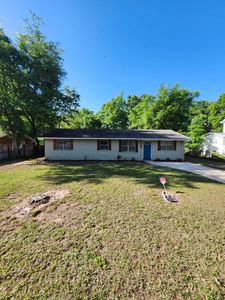 805 Greenleaf Dr