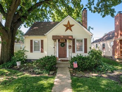 128 E Royal Forest Blvd