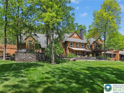 310 Hunters Farm Rd