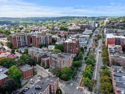 60 Longwood Ave APT 408