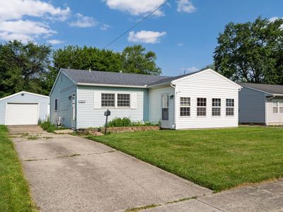 833 Central Dr