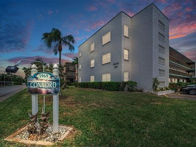 5969 Terrace Park Dr N Unit 303