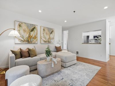 661 Royston Ln APT 140