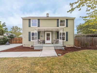 1319 Perkins Ave