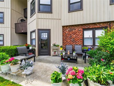 18 Hastings Court #B