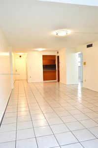 1910 W 56th St APT 3312