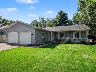 Property at 2162 Pinewood St, Jenison, MI