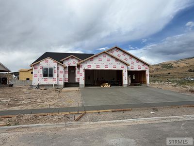 3040 Alexandre Dr