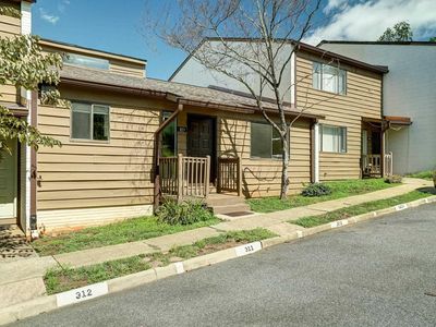 311 Harvest Dr