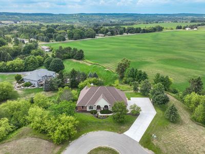 W6178 Oak Vista LANE