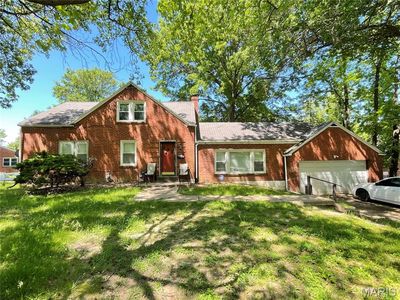 3523 Elmhurst Dr