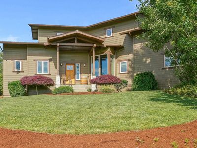 2015 Landaggard Dr NW