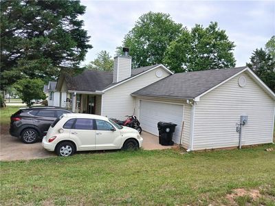 60 Angela Ln