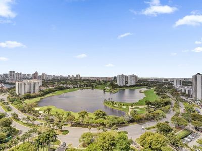 20281 E Country Club Dr APT 2209