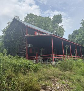824 Sandy Run Rd