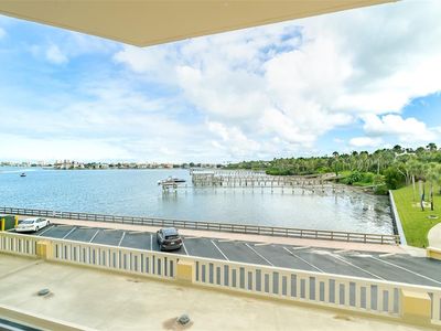 100 Bluff View Dr APT 212C