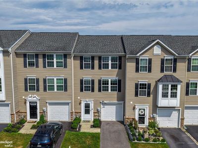 16 Red Rose Ln
