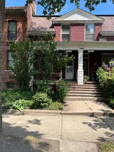 11335 S Forrestville Ave