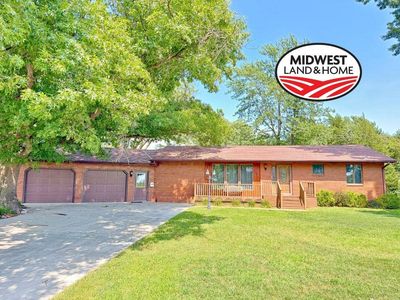 206 Willow Dr