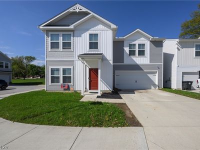 460 Auld Farm Cir
