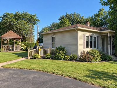506 N Elevator Rd