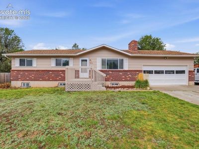 3111 Shadowglen Way