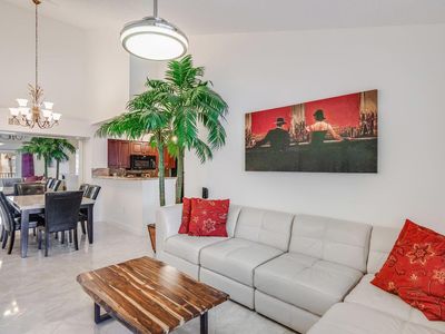 1715 Village Boulevard #201