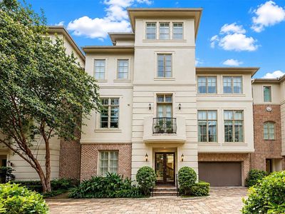 523 Lovett Blvd