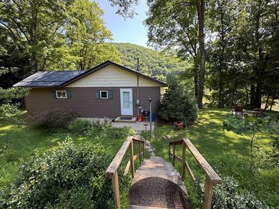 1094 River Dr