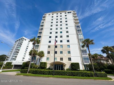 1560 LANCASTER Terrace #706