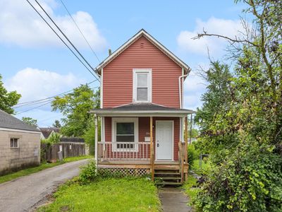 2165 Amherst Ave