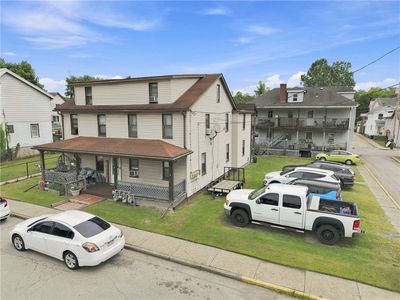 902 Front St #904