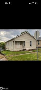 Property at 3102 Avenue J, Fort Madison, IA