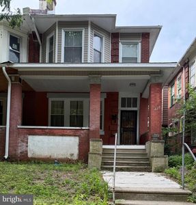 1620 Lindley Ave