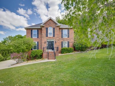 216 Fox Chase Dr