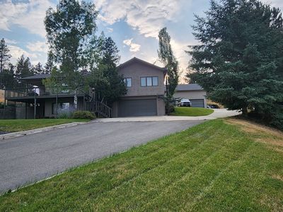 6 Hidden Valley Dr