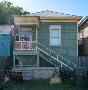 Property at 1515 J H Clouser Ln, Galveston, TX