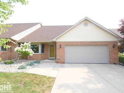 972 Chipman Ln