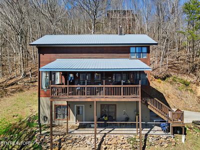 1738 Mountain Shores Rd