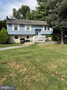 5 Oaklyn Ter