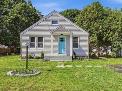 41 Custer St