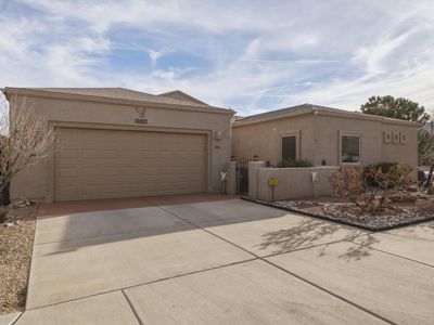 2711 Crimson Clover St SW