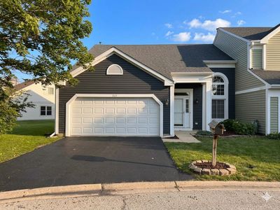 Property at 840 Dogwood Ln, Lake In The Hills, IL