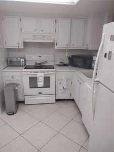 1550 NW 80th Ave APT 306